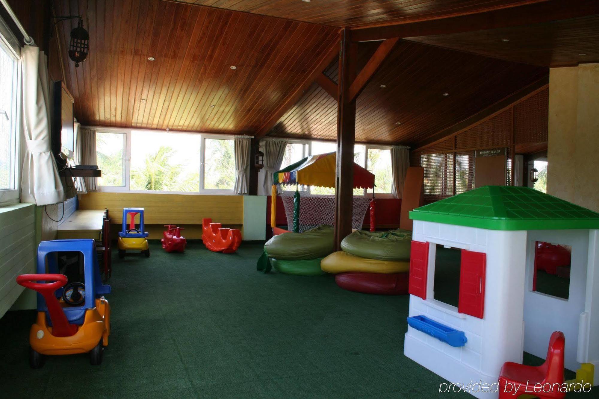 Hotel Deville Prime Salvador Exteriör bild The children's playroom