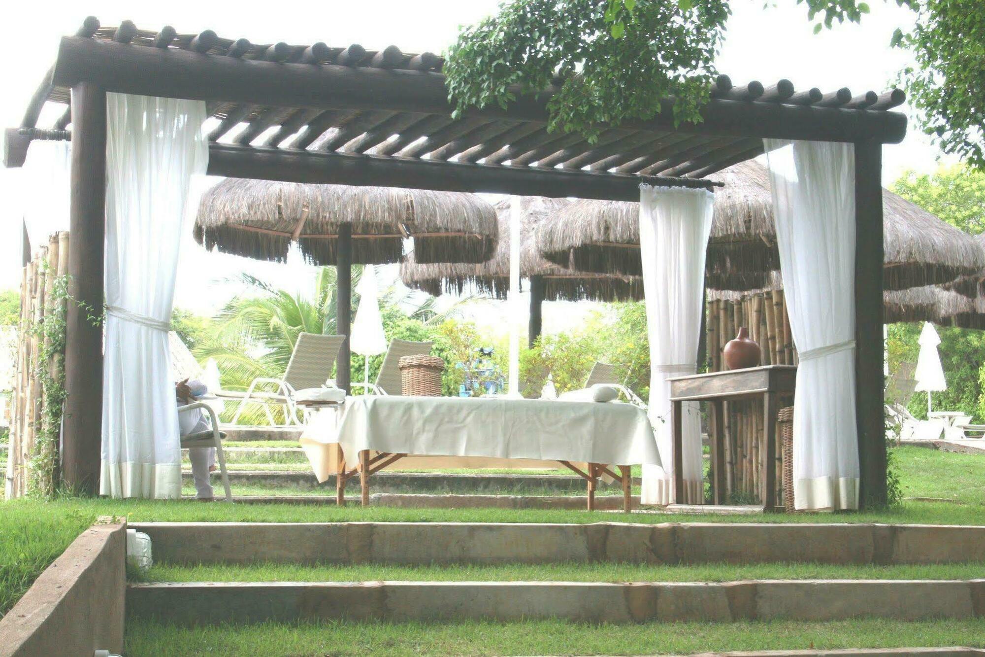 Hotel Deville Prime Salvador Exteriör bild A spa at a resort in Cancun, Mexico